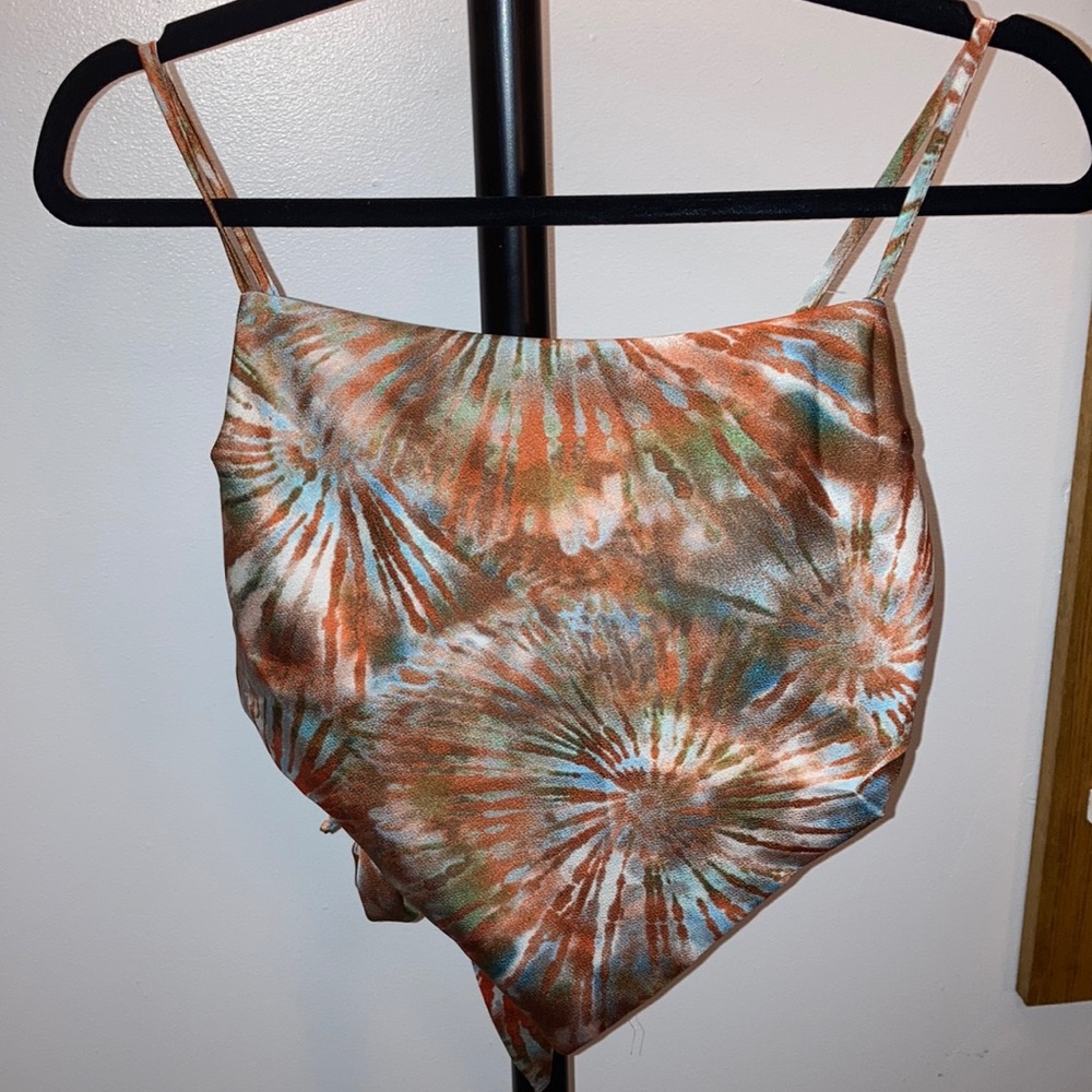 Tie dye bandanna top! I ACCEPT OFFERS!😍 - Picture 2 of 9